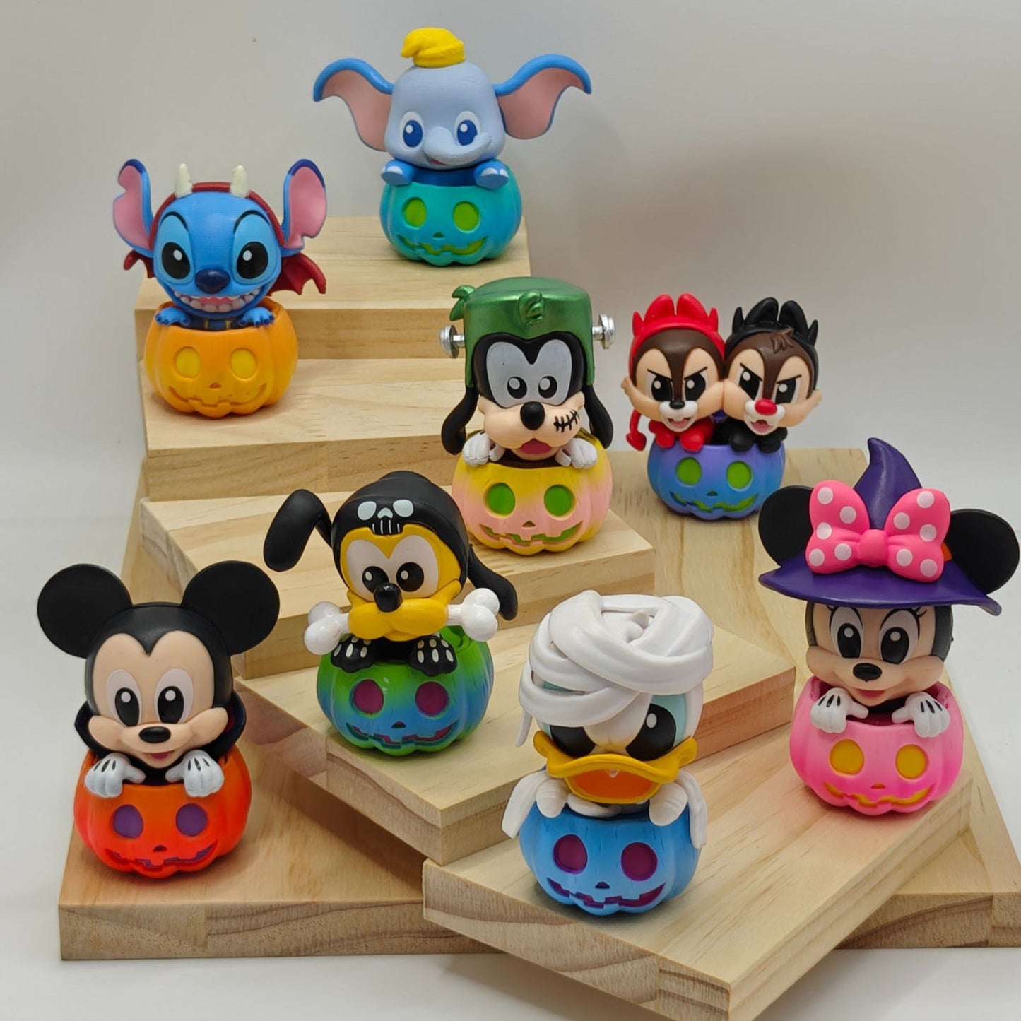 Mickey and his friends– game open in live