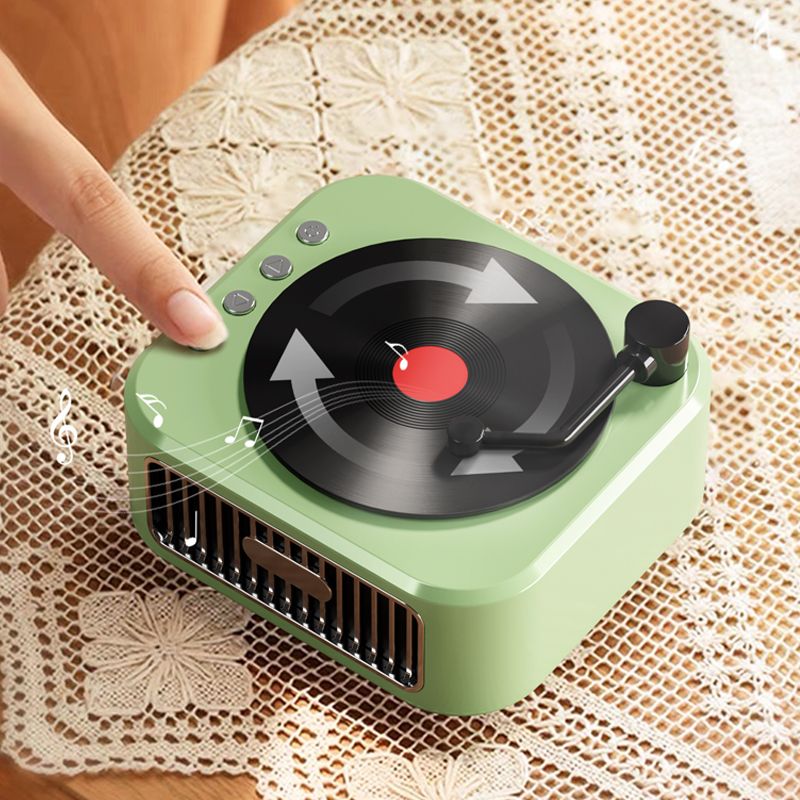 Bluetooth rotating speaker