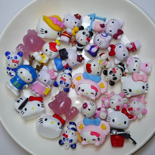 Hello Kitty 2- game open in live